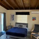 Guesthouse, Beautiful Quiet Location In Nassau, Bahamas