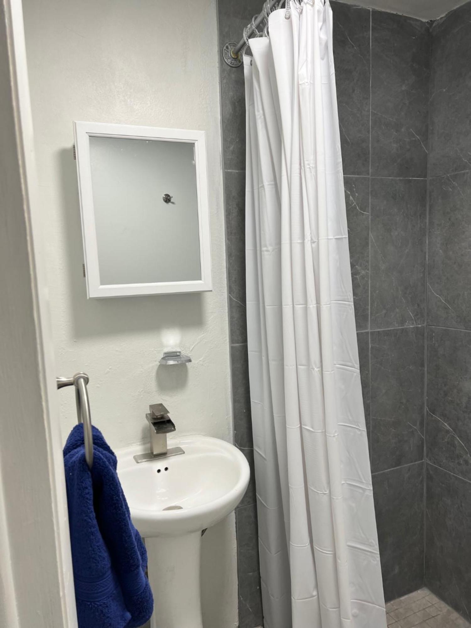 Guesthouse, Beautiful Quiet Location In Nassau, Bahamas Maison d'hôtes Nassau